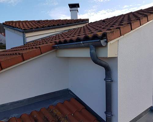 Habillage en tôle laqué