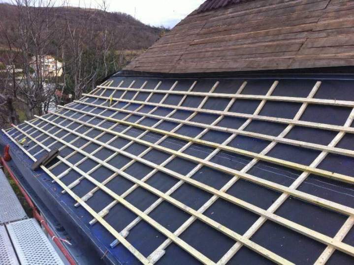 Litelage et sous toiture